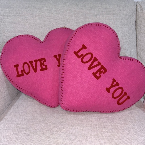 Valentine’s day Envogue Love You Pink Red Heart Decorative Pillow - Picture 8 of 8